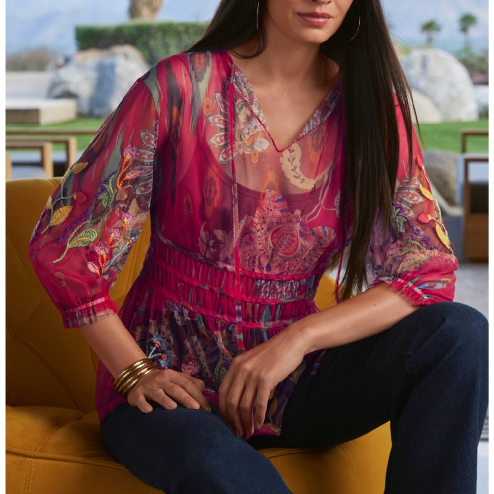🏷️ Johnny Was Feather Lark Mesh Blouse with matching camisole /slip Size small